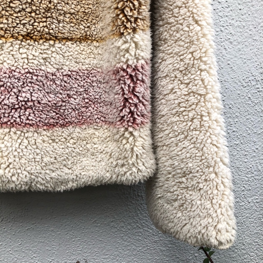 Soft wubby with stripes.